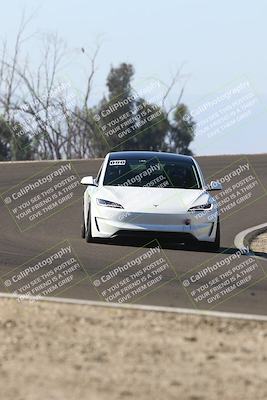 media/Nov-08-2025-Speed Ventures (Sat) [[1c7a6332f5]]/TC A/Session 2 (Turn 2)/